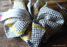Load image into Gallery viewer, Vintage Kimono Scrunchies, Japanese Handmade, scvk0002