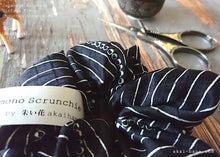 Load image into Gallery viewer, Vintage Kimono Scrunchies, Shibori Black x White, Japanese Handmade
