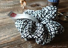 Load image into Gallery viewer, Vintage Kimono Scrunchies, Kanoko Shibori Black x White, Japanese Handmade scvk0008
