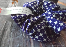 Load image into Gallery viewer, Vintage Kimono Scrunchies, Japanese Handmade, scvk0010