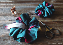 Load image into Gallery viewer, Vintage Kimono Scrunchies, Dark Blue Green x Red, Japanese Handmade scvk0011