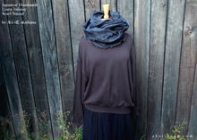 Load image into Gallery viewer, Japanese Indigo Linen Infinity Scarf, Dark Navy, sif0020
