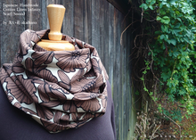 Load image into Gallery viewer, Japanese Handmade Infinity Scarf, Linen x Cotton, Nordic Floral
