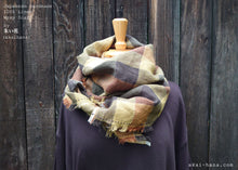 Load image into Gallery viewer, Japanese Handmade Linen Wrap Scarf, Shades of Autumn, 100% Linen
