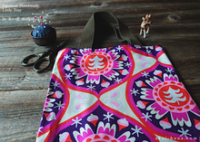 Load image into Gallery viewer, Little Tote, Pink Xmas ⦿tbls0014