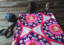 Load image into Gallery viewer, Little Tote, Pink Xmas ⦿tbls0014