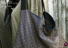 Load image into Gallery viewer, Japanese Handcrafted SANKAKU Tote, Sayagata ⦿tbml0027