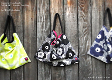 Load image into Gallery viewer, Japanese Handcrafted SANKAKU Tote, Large Floral Black ⦿tbml0030