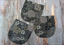 Load image into Gallery viewer, Shikibana Monyou Black, Temari Kinchaku Purse, tkjp0001