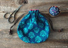 Load image into Gallery viewer, Repurposed Indian Calico Temari Kinchaku (drawstring) Purse, Blue x Turquoise, tkvu0002