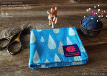 Load image into Gallery viewer, Quadruple Reversible Japanese Handkerchief, Drops, 100% Japanese Cotton Gauze
