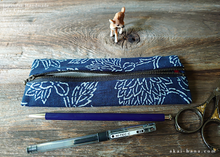 Load image into Gallery viewer, Japanese Handmade Pen Case, Hand-Printed in Kyoto, Navy ⦿zc20p0008
