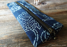 Load image into Gallery viewer, Japanese Handmade Pen Case, Hand-Printed in Kyoto, Navy ⦿zc20p0008
