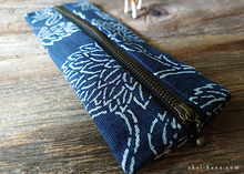 Load image into Gallery viewer, Japanese Handmade Pen Case, Hand-Printed in Kyoto, Navy ⦿zc20p0008