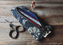 Load image into Gallery viewer, Japanese Handmade Pen Case, Aizome Style Print, Botanical ⦿zc20p0010