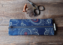Load image into Gallery viewer, Japanese Handmade Pen Case, Kikukarakusa ⦿zc20p0012