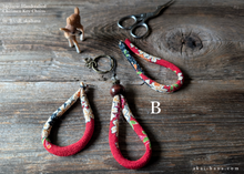 Load image into Gallery viewer, Handcrafted Chirimen Key Chains, Floral Kimono patterns x Antique Gold ⦿khcr0007-12
