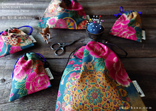 Load image into Gallery viewer, Wagara Kinchaku Drawstring Purse, 2 sizes ⦿kpjf0003
