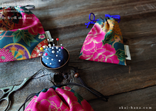 Load image into Gallery viewer, Wagara Kinchaku Drawstring Purse, 2 sizes ⦿kpjf0003
