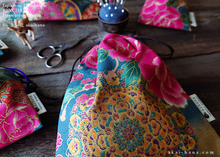 Load image into Gallery viewer, Wagara Kinchaku Drawstring Purse, 2 sizes ⦿kpjf0003
