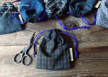 Load image into Gallery viewer, Vintage Kimono Travel Jewelry Bag ⦿kpvk0007
