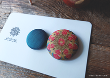 Load image into Gallery viewer, Vintage Kimono Pin Brooches, Set of 2 ⦿pbvk0007

