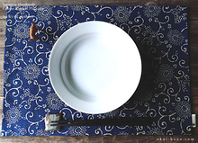 Load image into Gallery viewer, Reversible Japanese Handmade Placemats, Kikukarakusa ⦿pmjf0003
