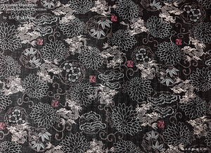 Reversible Japanese Handmade Placemats, Dragons and Chrysanthemums, Black ⦿pmjf0005