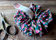 Load image into Gallery viewer, Japanese Handmade Scrunchies, Pink Mosaic, scaf0011

