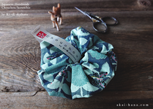 Load image into Gallery viewer, Japanese Handmade Scrunchies, Flowers and Butterflies ⦿scaf0019
