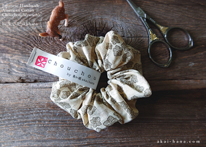 Japanese Handmade Scrunchies, Tiny Flowers ⦿scaf0025