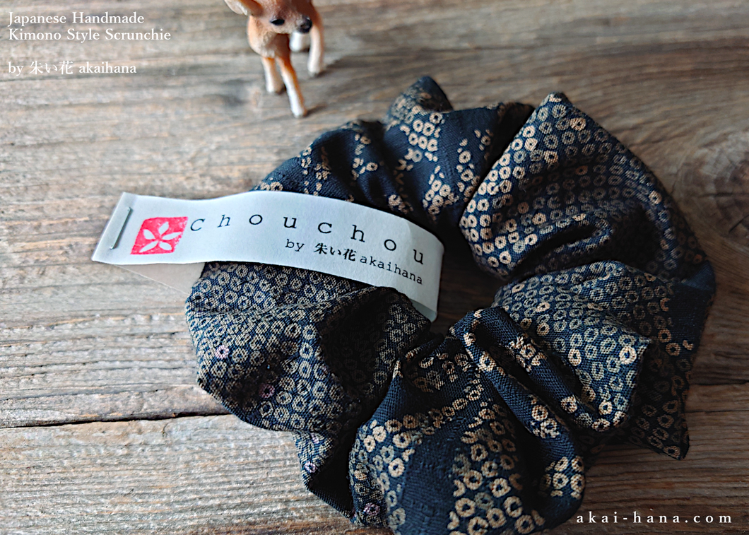 Japanese Handmade Kimono Style Scrunchies, Shiborigiku Monyou, scjf0041