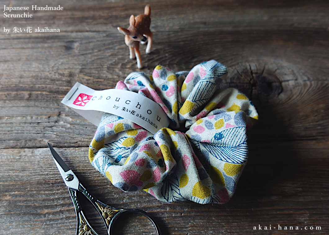 Japanese Handmade Scrunchies, Promenade Natural ⦿scjf0047