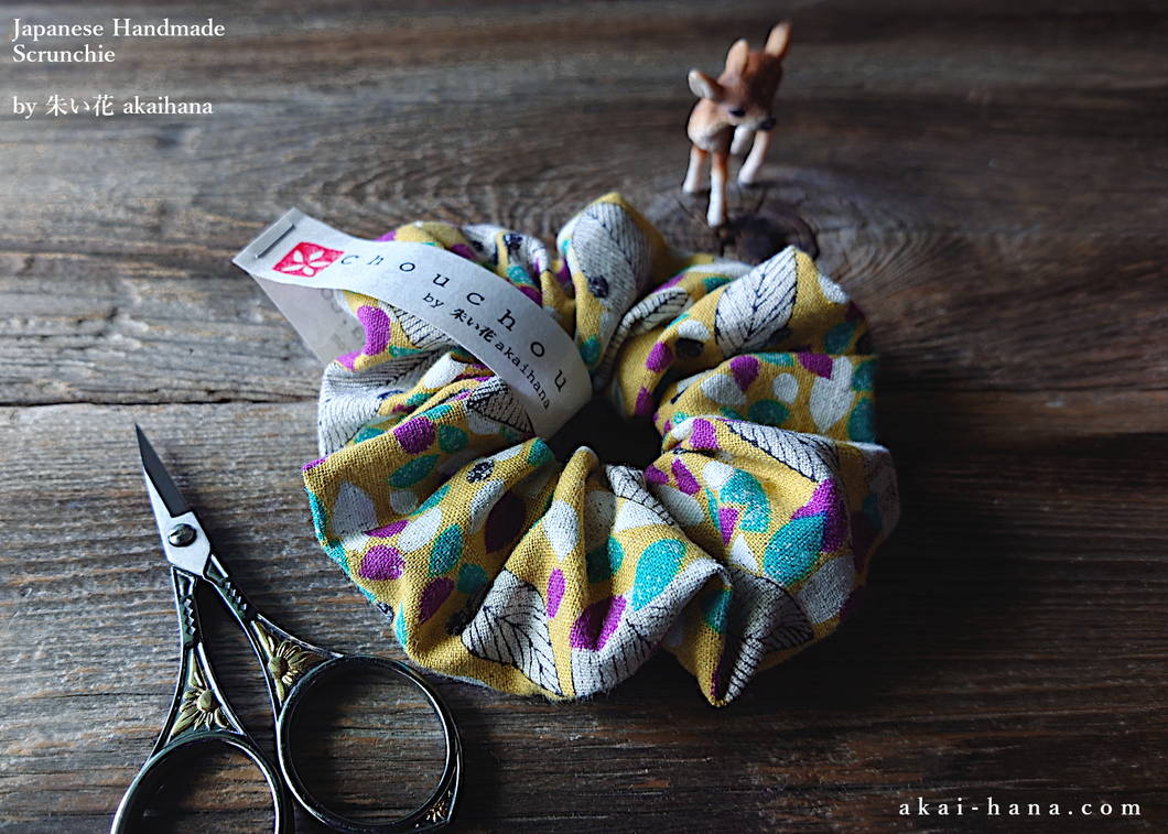 Japanese Handmade Scrunchies, Promenade Mustard ⦿scjf0049