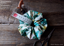 Load image into Gallery viewer, Japanese Handmade Chouchou/Scrunchies, Wonder Forest White, scjf0052
