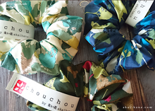 Load image into Gallery viewer, Japanese Handmade Chouchou/Scrunchies, Wonder Forest Green, scjf0054

