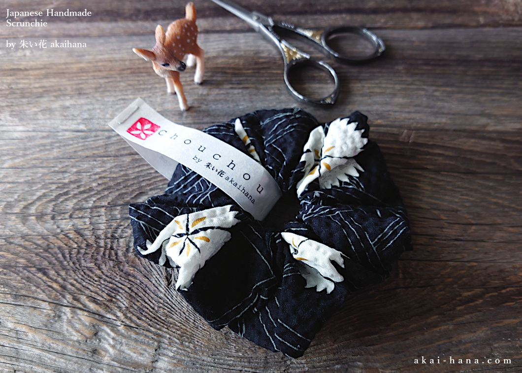 Japanese Handmade Kimono style Scrunchies, Kuro Nadeshiko, Black Dianthus ⦿scjf0068