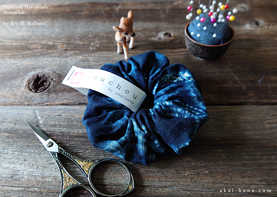 Japanese Handmade Kimono Style Scrunchies, Indigo Circles ⦿scjf0070