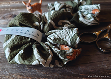 Load image into Gallery viewer, Japanese Handmade Kimono style Scrunchies, Chrysanthemum Matcha Green, scjf0072
