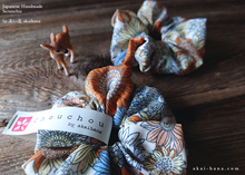 Load image into Gallery viewer, Japanese Handmade Double Gauze Scrunchies,  Flower Garden Yellow ⦿scjf0081
