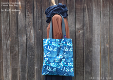 Load image into Gallery viewer, Handmade Tote, Blue Floral tbml0013
