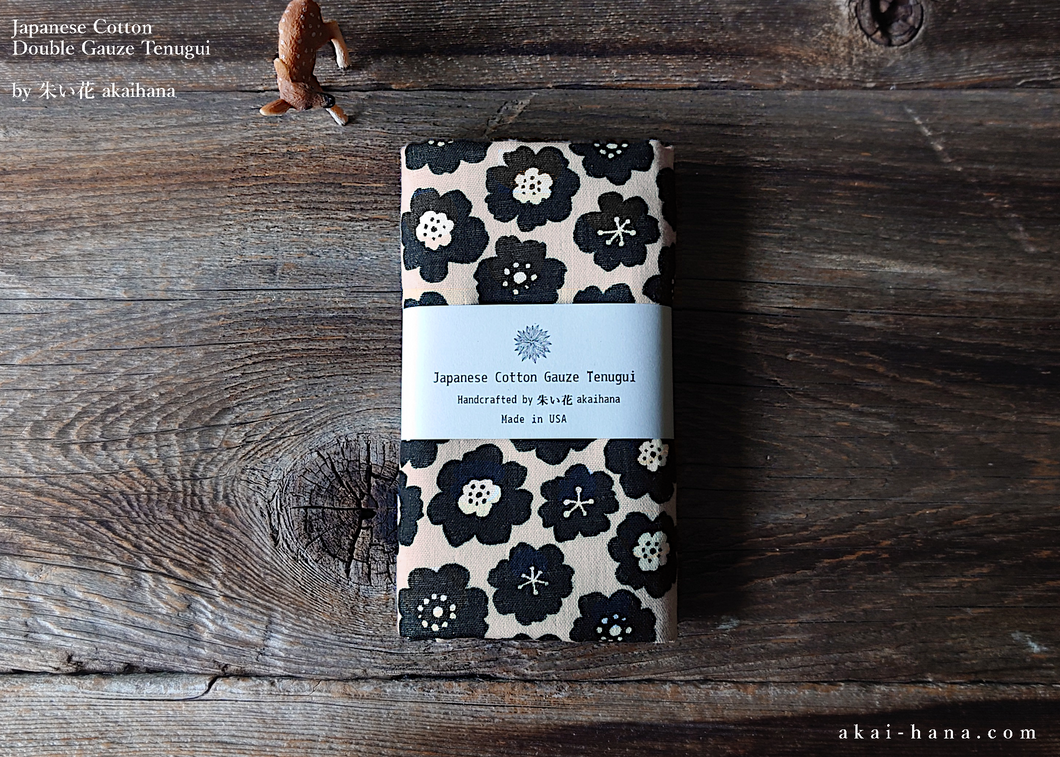 Japanese Cotton Double Gauze Tenugui, Black Flowers ⦿tndg0003