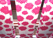 Load image into Gallery viewer, akaihana Original Tenugui, Dahlia Pink, Japanese Hand Dyed ⦿tnor0004
