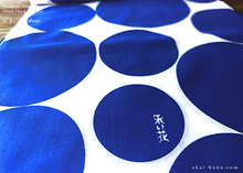 Load image into Gallery viewer, akaihana Original Tenugui, Mizutama Blue, Polka Dots, Japanese Hand Dyed ⦿tnor0006
