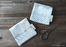 Load image into Gallery viewer, Quadruple Reversible Japanese Handkerchief, Slash, 100% Japanese Cotton Gauze ⦿wghc0020
