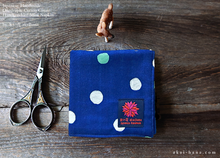 Load image into Gallery viewer, Quadruple Reversible Japanese Gauze Handkerchief, Soda Dots Blue ⦿wghc0001
