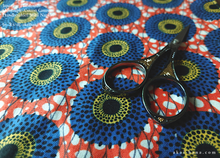 Load image into Gallery viewer, Quadruple Reversible Japanese Handkerchief, Blue Flowers x Orange⦿wghc0009
