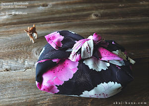 Furoshiki Reusable Fabric Wrap, Bandana, SAKURA Black ⦿fsjf0005