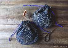 Load image into Gallery viewer, Japanese Handmade Temari Kinchaku Purse ⦿kpjf1014
