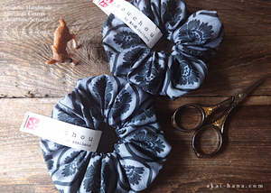 Japanese Handmade Scrunchies, Gray Floral, 100% Cotton, scaf0006